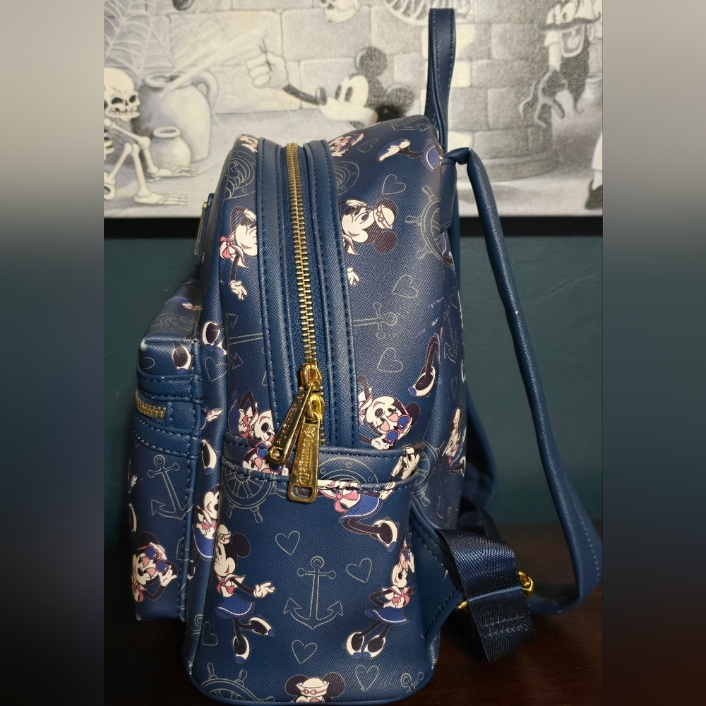 Loungefly ❤️ Logo Disney Cruise Line Sailor Minnie Mouse Backpack and Wallet - Picture 3 of 12